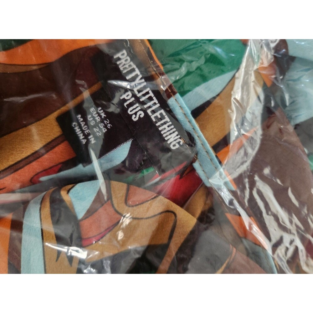 NWT PrettyLittleThing Skirt Plus Size US 22 XXL Ruched Front Abstract Print 2XL - Picture 4 of 10